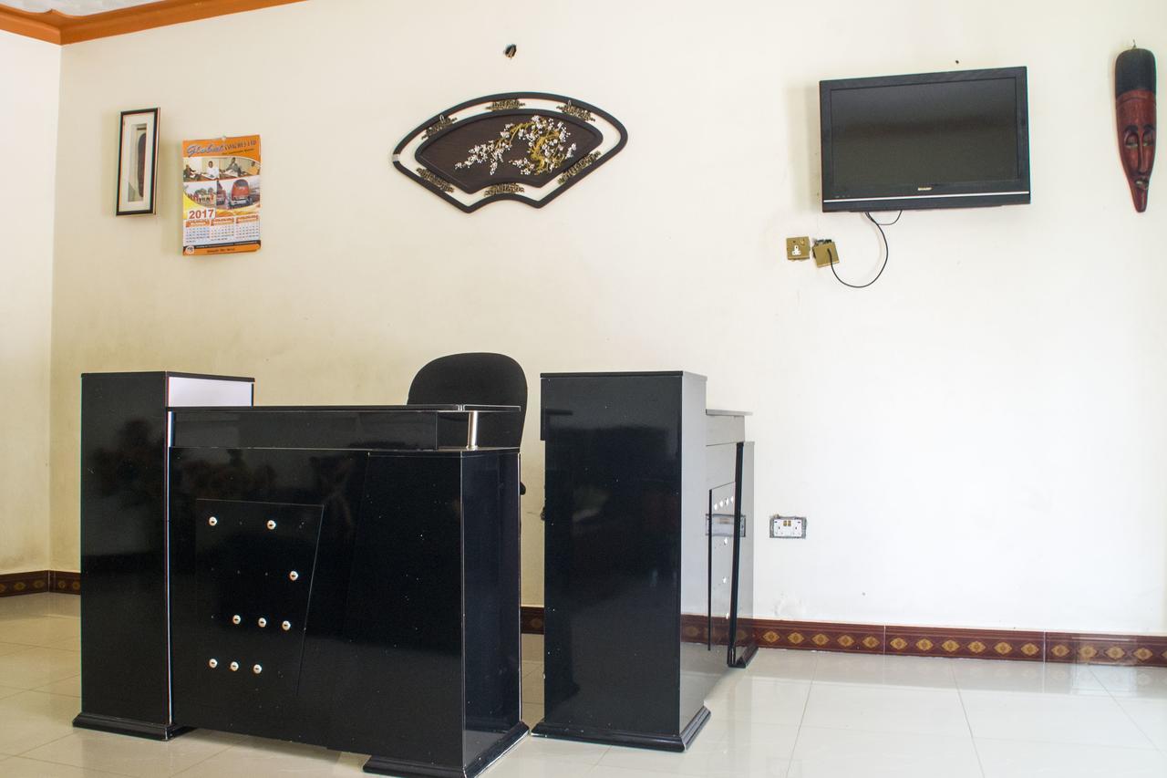 Rays Hotel Mbarara Esterno foto