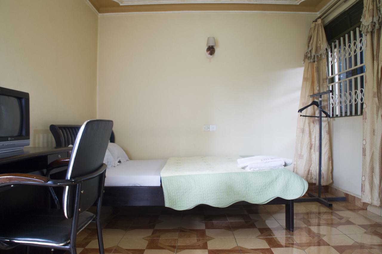 Rays Hotel Mbarara Esterno foto